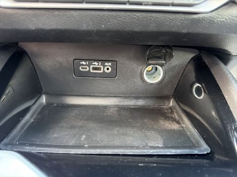 Used 2024 Nissan Altima 2.5 SV FWD image 26