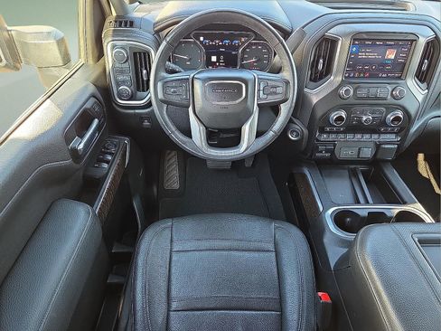 Used 2020 GMC Sierra 2500 Denali w/ Denali Ultimate Package image 11