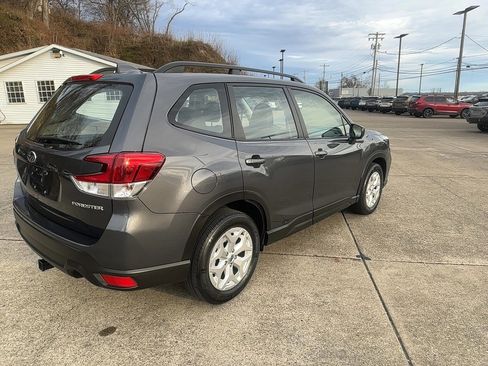 Used 2021 Subaru Forester image 4