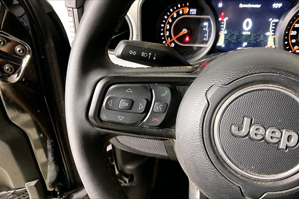 Used 2024 Jeep Gladiator Sport AWD/4WD image 14