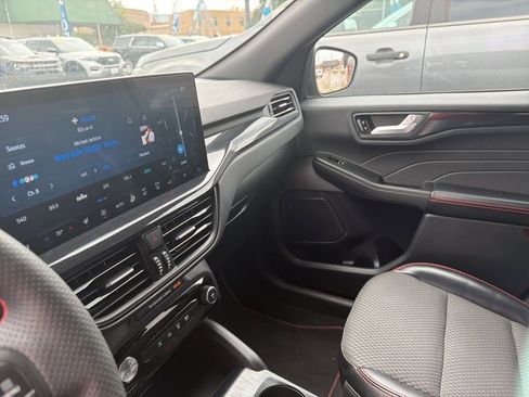 Used 2023 Ford Escape ST-Line w/ Tech Pack #1 FWD image 24
