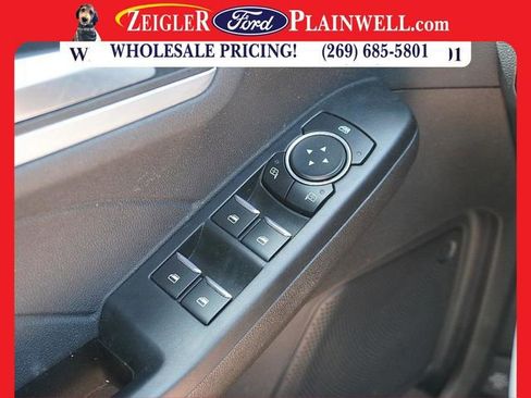 Used 2023 Ford Escape Platinum image 31