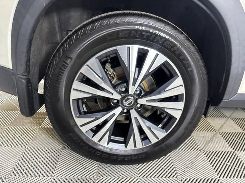 Used 2021 Nissan Rogue SV w/ Premium Package AWD/4WD image 34