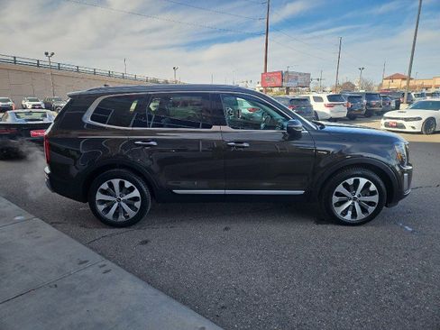 Used 2020 Kia Telluride S w/ S 8 Passenger Seating Package image 6