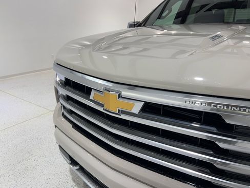 New 2026 Chevrolet Silverado 1500 High Country image 30