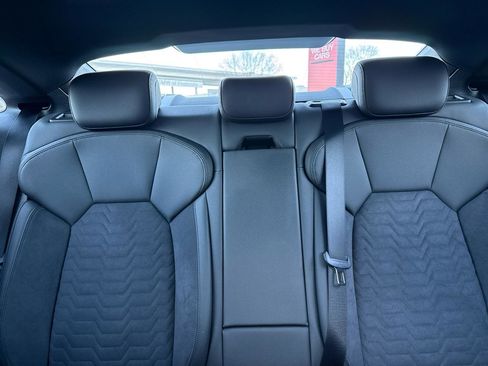 Used 2023 Audi e-tron GT Premium Plus image 60