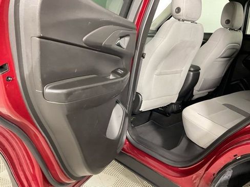 Used 2024 Chevrolet TrailBlazer LT w/ Convenience Package image 17