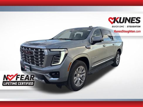 Used 2025 GMC Yukon XL Denali image 6