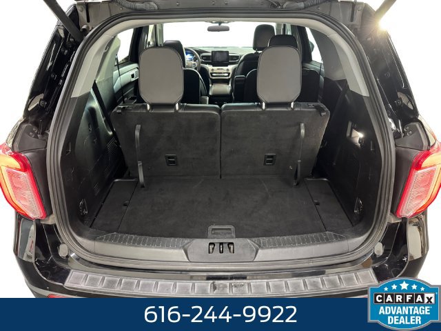 Used 2020 Ford Explorer XLT w/ Equipment Group 202A AWD/4WD image 13