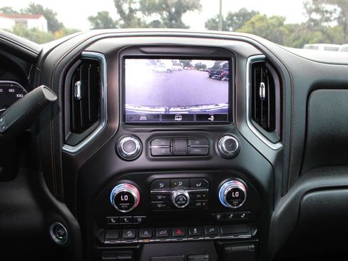 Used 2021 GMC Sierra 1500 AT4 AWD/4WD image 28