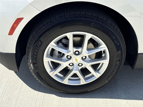 Used 2022 Chevrolet Equinox LS w/ LPO, Floor Liner Package image 30