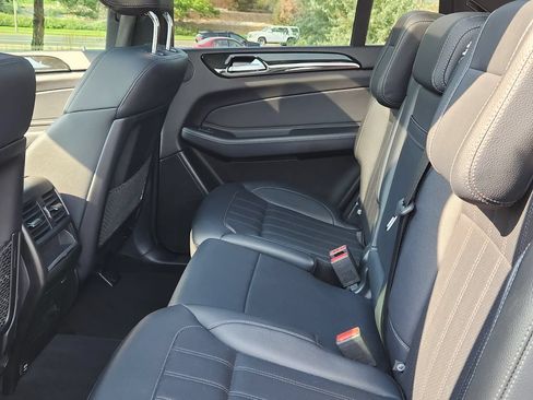 Used 2019 Mercedes-Benz GLS 450 4MATIC image 10