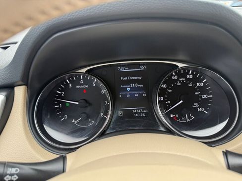 Used 2014 Nissan Rogue SL image 13