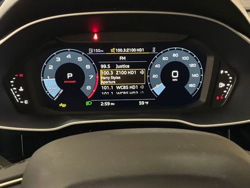 Used 2025 Audi Q3 2.0T Premium w/ Convenience Package image 16