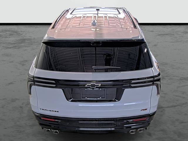 New 2026 Chevrolet Traverse RS w/ LPO, Floor Liner Package FWD image 3