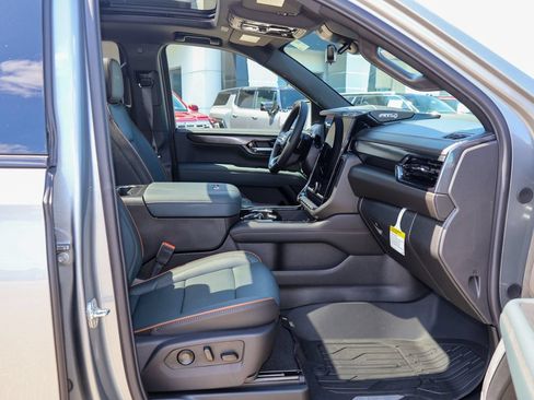 New 2026 GMC Yukon AT4 w/ AT4 Premium Plus Package AWD/4WD image 36
