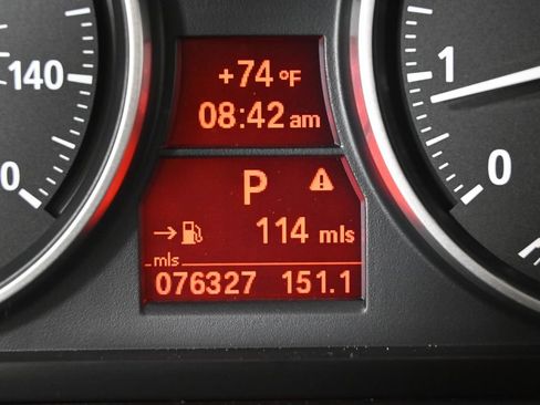 Used 2011 BMW 328i xDrive Coupe AWD/4WD image 25