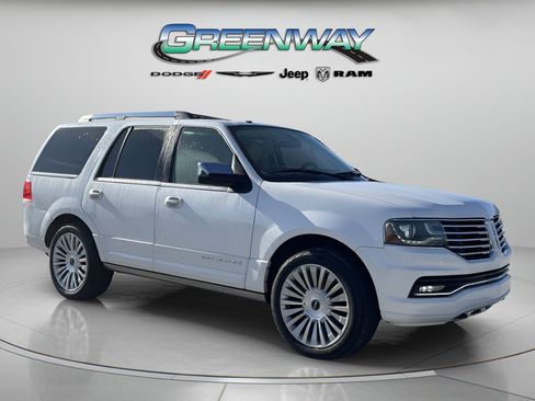 Used 2015 Lincoln Navigator 4WD w/ Equipment Group 101A Reserve image 1