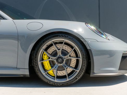 Used 2023 Porsche 911 GT3 RWD image 31