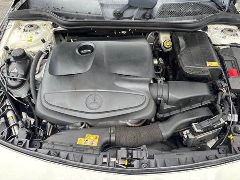 Used 2014 Mercedes-Benz CLA 250 image 8