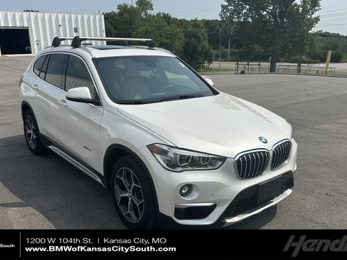 Used 2017 BMW X1 xDrive28i AWD/4WD image 1