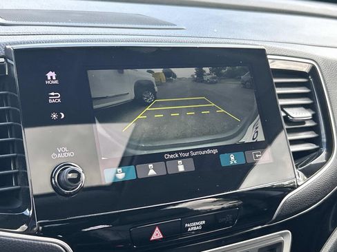 Used 2022 Honda Pilot Elite image 37