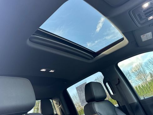 Used 2020 GMC Sierra 2500 SLT w/ SLT Premium Plus Package image 18