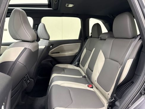 New 2026 Subaru Forester Touring AWD/4WD image 27