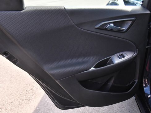 Used 2023 Chevrolet Malibu LT image 32