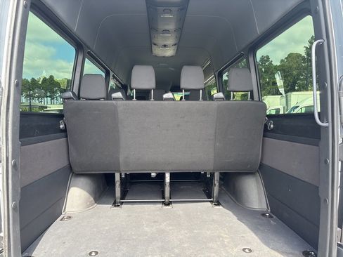 Used 2025 Mercedes-Benz Sprinter 2500 image 15