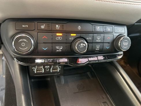 Used 2022 Dodge Durango R/T image 48