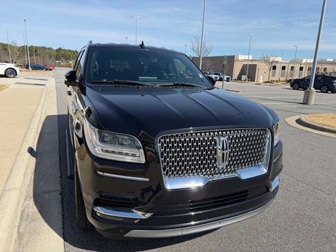 Certified 2019 Lincoln Navigator Select image 23