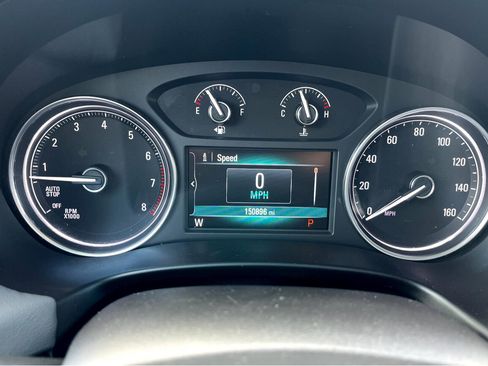 Used 2018 Buick Enclave Premium w/ Experience Buick Package image 10