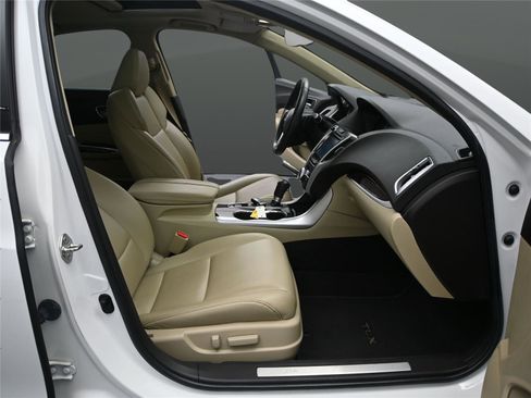 Used 2019 Acura TLX FWD image 19