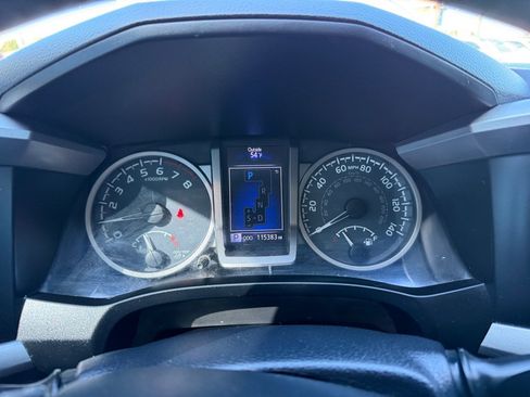 Used 2019 Toyota Tacoma SR5 image 21