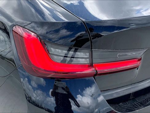 Used 2026 BMW 330i Sedan w/ Convenience Package RWD image 14