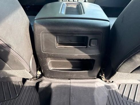 Used 2018 GMC Sierra 1500 SLT w/ SLT Premium Package AWD/4WD image 30