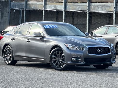 Used 2016 INFINITI Q50 Premium image 2