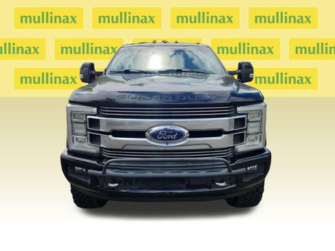 Used 2018 Ford F350 Limited AWD/4WD image 11