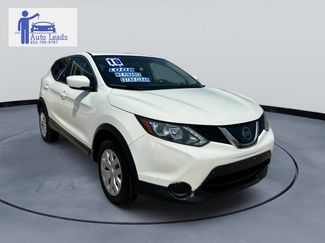 Used 2019 Nissan Rogue Sport S video 2