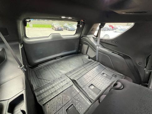 Used 2022 Chevrolet Tahoe High Country AWD/4WD image 33