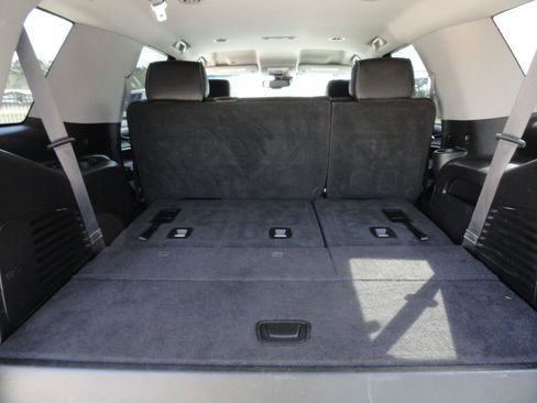 Used 2017 Chevrolet Tahoe LT image 16