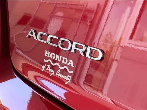 Used 2025 Honda Accord SE image 9