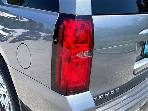 Used 2019 Chevrolet Tahoe LT w/ Luxury Package AWD/4WD image 34