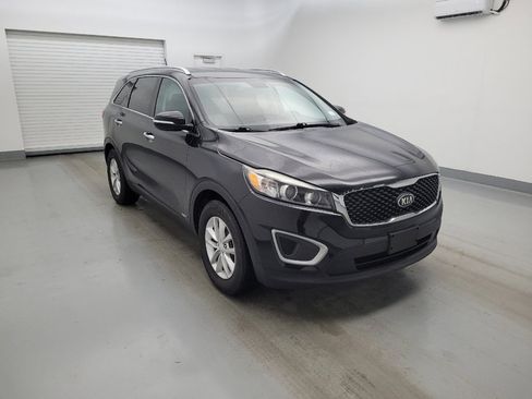 Used 2017 Kia Sorento AWD image 13