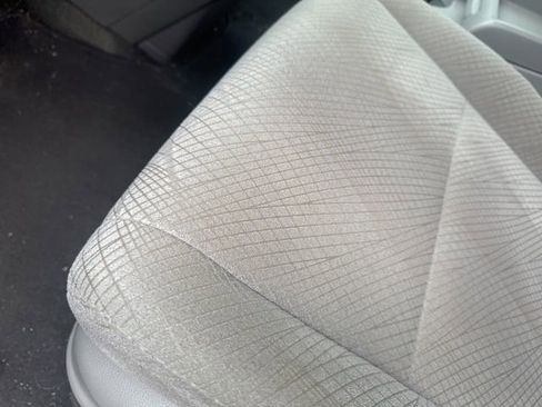 Used 2016 Honda Odyssey LX image 6