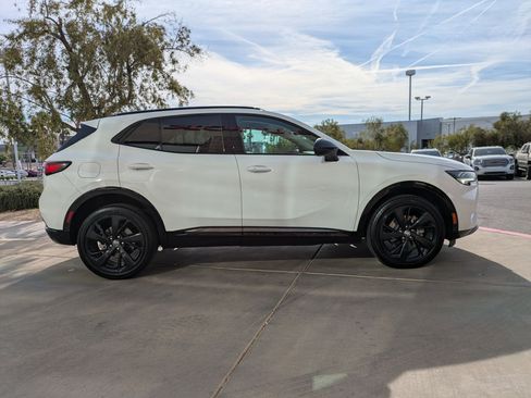 Used 2022 Buick Envision Essence w/ Sport Touring Package FWD image 6