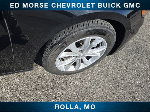 Used 2025 Chevrolet Malibu LT image 11