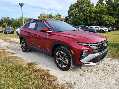 New 2025 Hyundai Tucson SEL image 1
