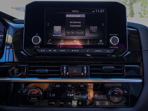 New 2025 Nissan Pathfinder SV image 29